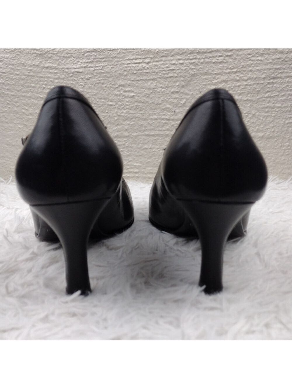 Enzo Angiolini Black Leather Upper Round Toe Mid Heel Buckled Mary Jane Shoe - Picture 6 of 16